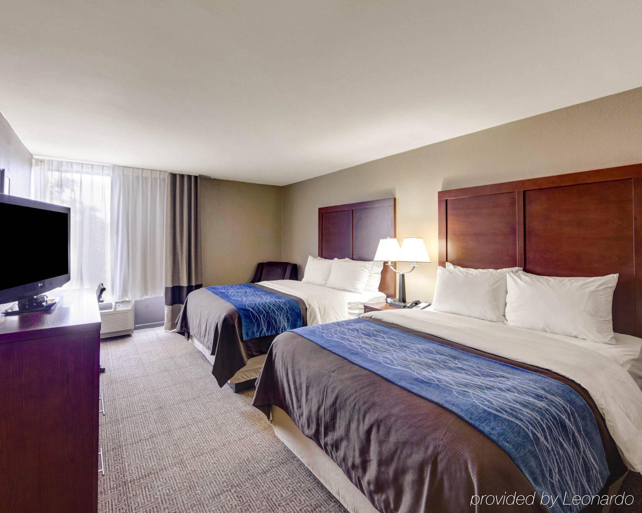 Comfort Inn & Suites Plano East Екстериор снимка