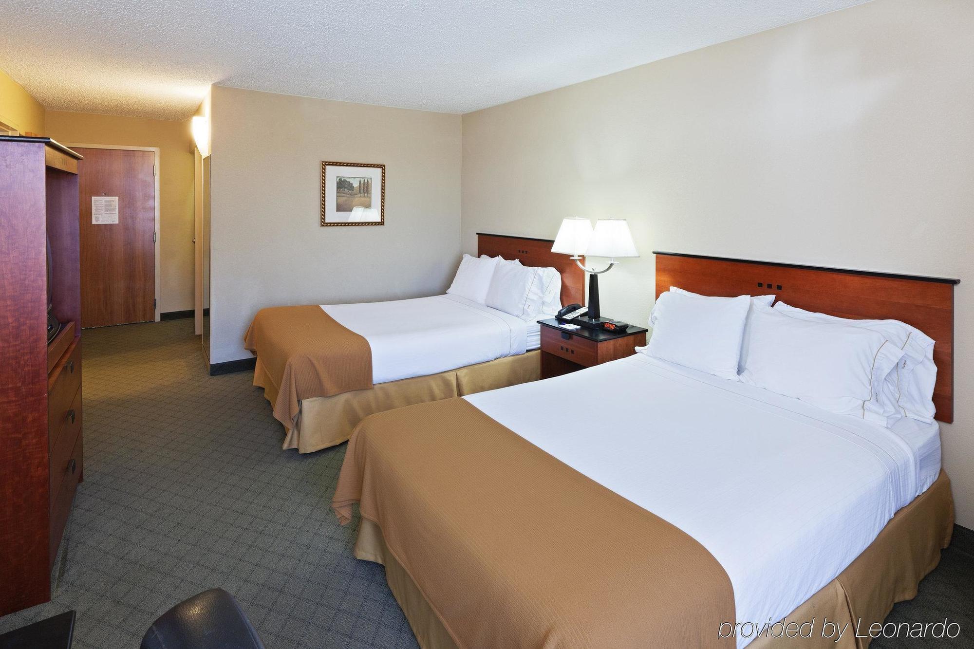 Comfort Inn & Suites Plano East Екстериор снимка