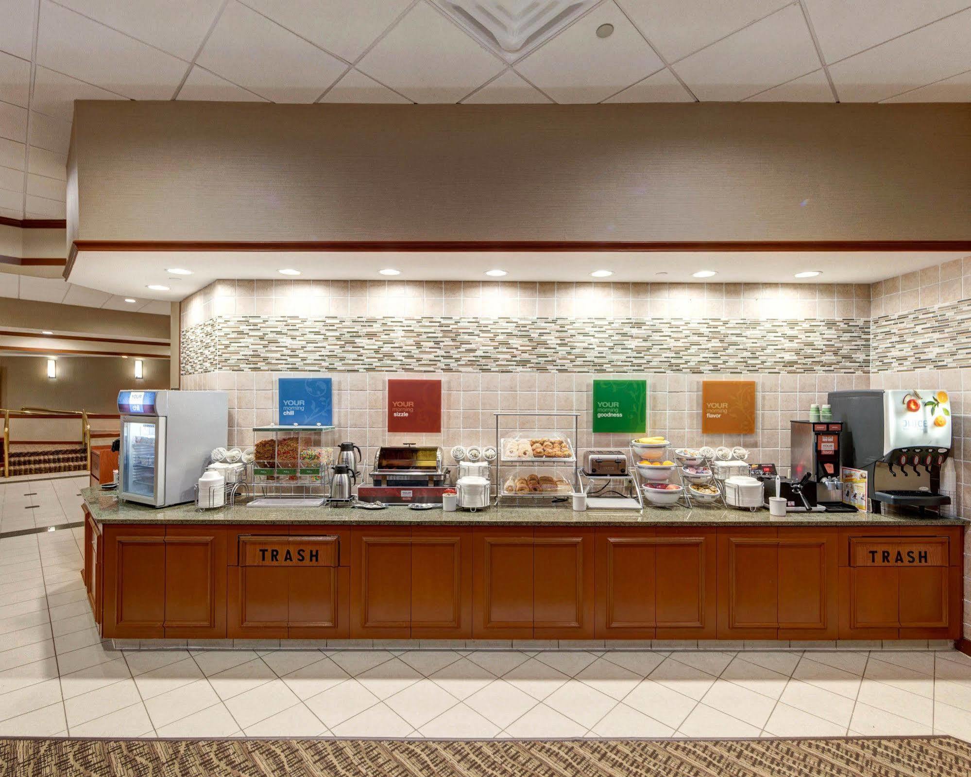 Comfort Inn & Suites Plano East Екстериор снимка