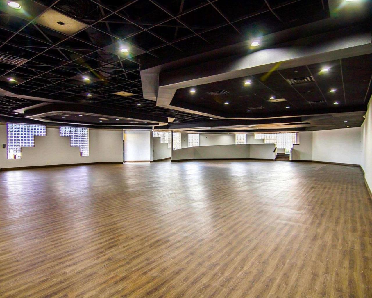 Comfort Inn & Suites Plano East Екстериор снимка