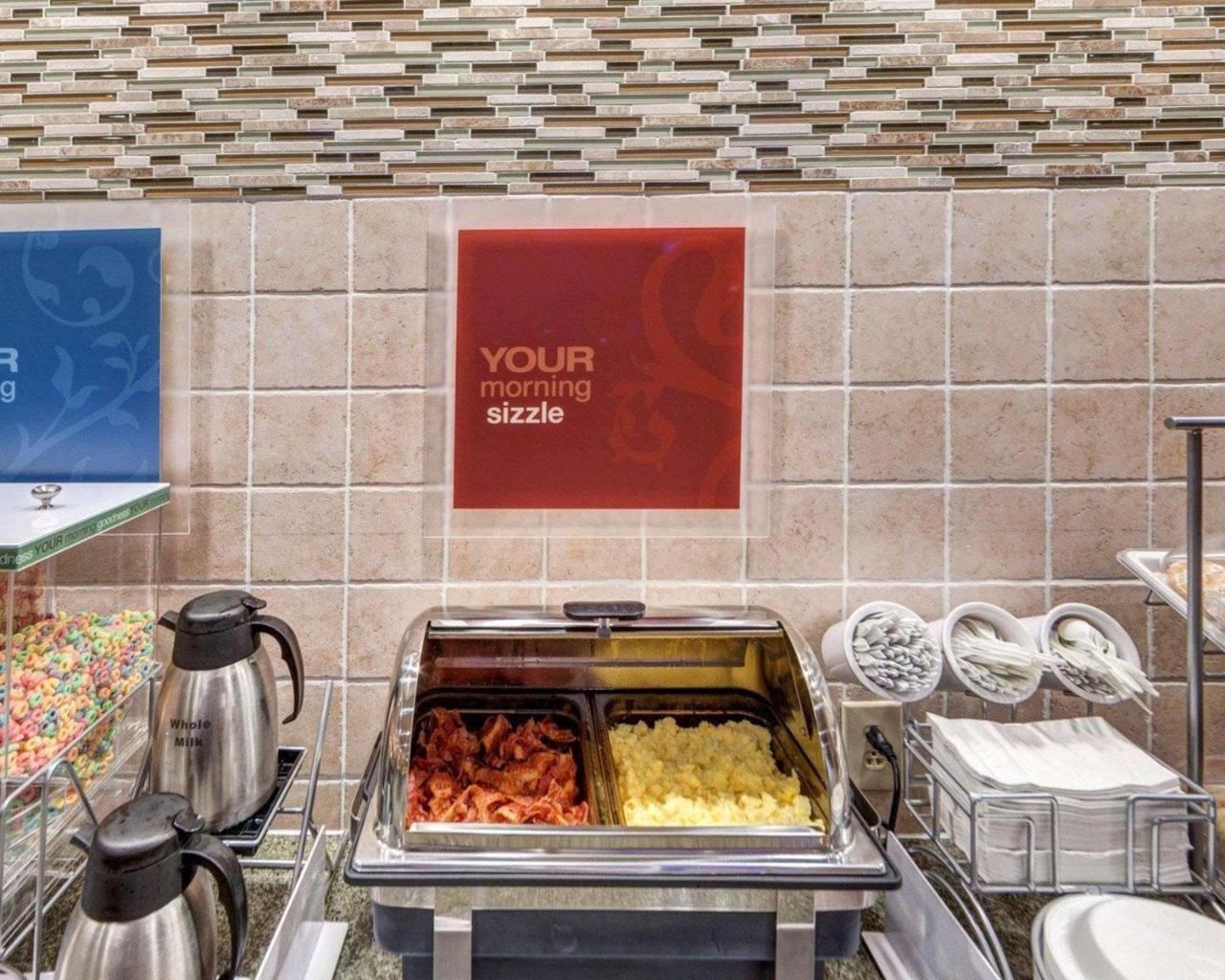 Comfort Inn & Suites Plano East Екстериор снимка